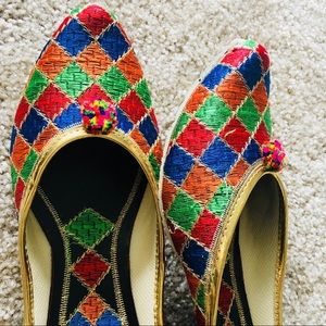 MOVING OUT SOON ! MUST GO ! Rainbow Pom Pom Jutti